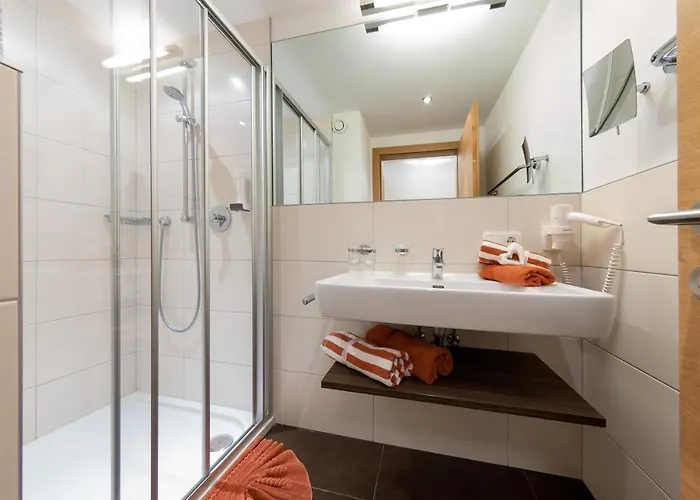 Dorfblick - & * Fiss