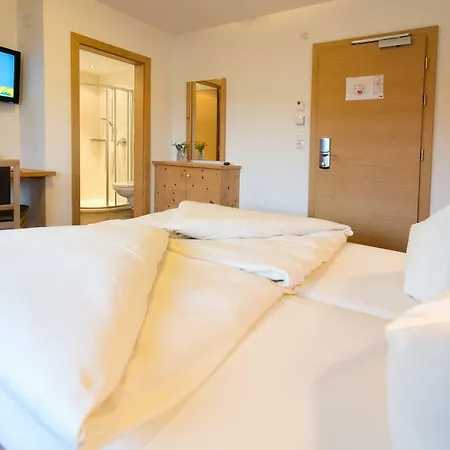 Dorfblick - Apartments&rooms Fiss